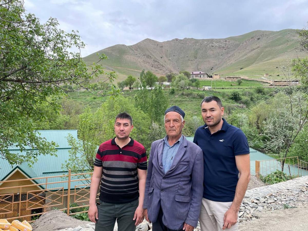 Hayat Guesthouse Nuratau Mountains Yukary-Ukhum Exterior foto